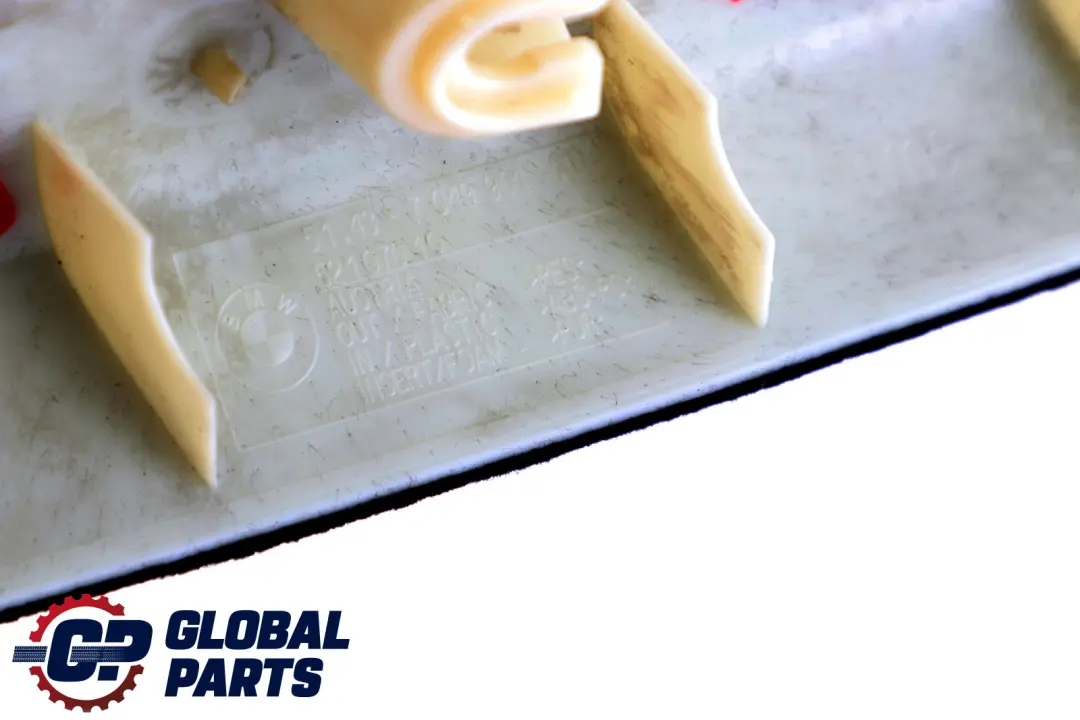 Pannello rivestimento colonna C anteriore sinistra nero antracite per BMW 5 E61 LCI con numero di parte 7918569 BMW 5 E61 LCI Pannello rivestimento colonna C anteriore sinistra nero antracite - SKU 7918569 - Numero di parte 7918569