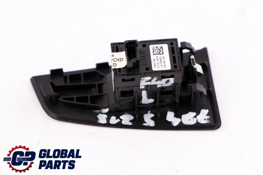 BMW F40 Interruttore Controllo Pulsante Alzacristalli Posteriore Sinistro Trim - SKU 7945215 - Numero di parte 7950756