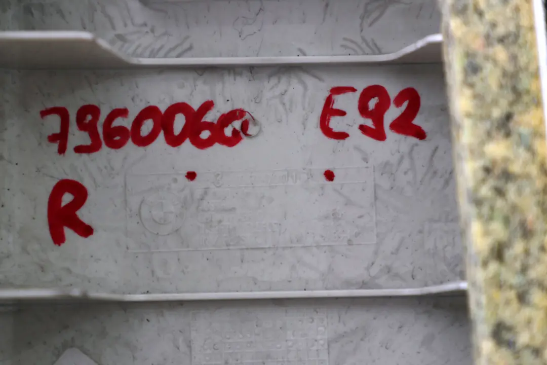 B-Column Upper Right O/S Anthrazit Black 7117470 to BMW E92 E92N LCI Cover with Part number 7960060 BMW E92 E92N LCI Cover B-Column Upper Right O/S Anthrazit Black 7117470 - SKU 7960060 - Part number 7960060