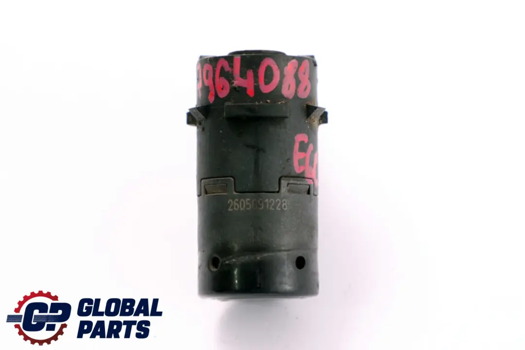 Czujnik Parkowania PDC Tył Carbon do BMW E60 E61 E63 o numerze 7964088 BMW E60 E61 E63 Czujnik Parkowania PDC Tył Carbon - SKU 7964088 - Numer Części 7964088