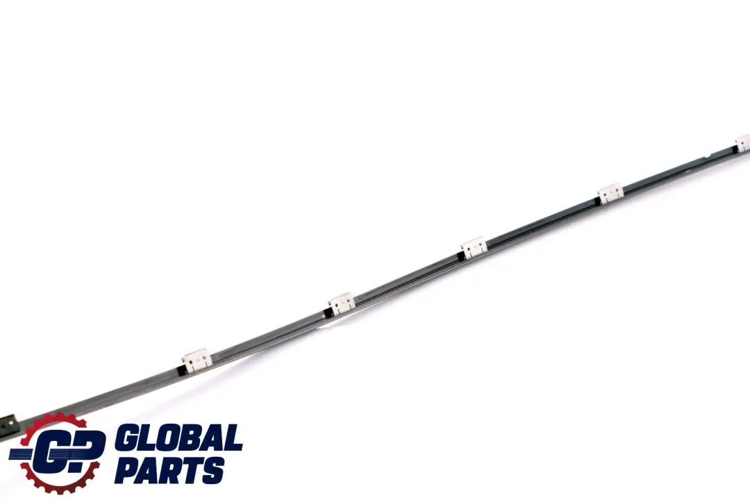 BMW E65 Listwa Szyby Drzwi Prawy Przód Schwarz II - SKU 8022176 - Numer Części 8022176