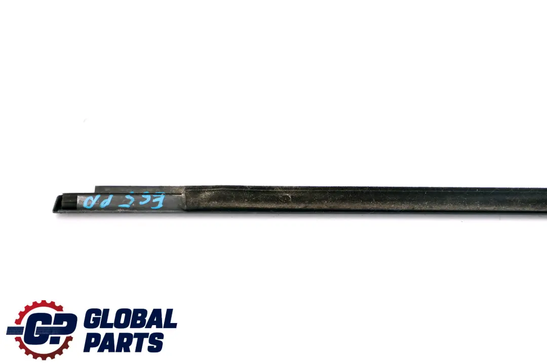 Listwa Drzwi Przed Prawe Czarny Połysk do BMW E65 E66 o numerze 8022206 BMW E65 E66 Listwa Drzwi Przed Prawe Czarny Połysk - SKU 8022206 - Numer Części 8022206