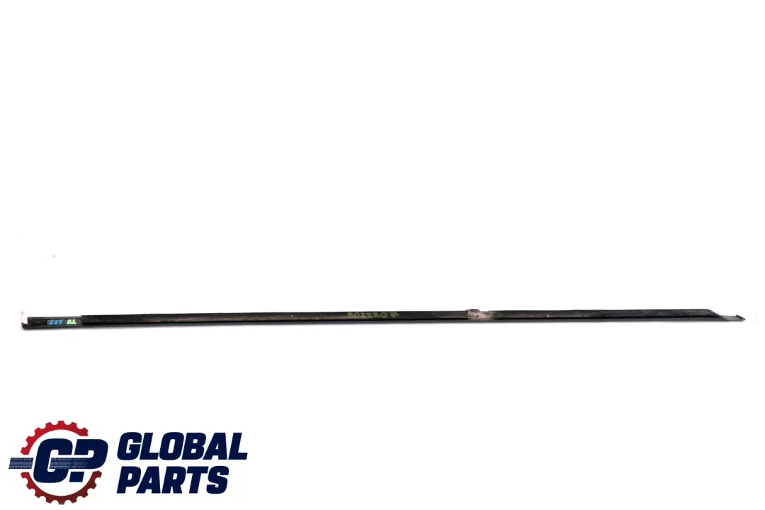 Bande d'Etanchéité Extérieure Arrière Gauche Porte Noir Brillant pour BMW E65 à propos du numéro de pièce 8022207 BMW E65 Bande d'Etanchéité Extérieure Arrière Gauche Porte Noir Brillant - SKU 8022207 - Numéro de pièce 8022207