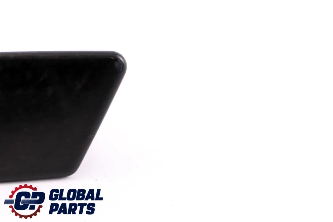 Coperchio Lavacristalli ugello spray sinistroNero Zaffiro per BMW E90 E91 con numero di parte 8031307 BMW E90 E91 Coperchio Lavacristalli ugello spray sinistroNero Zaffiro - SKU 8031307-BS - Numero di parte 8031307