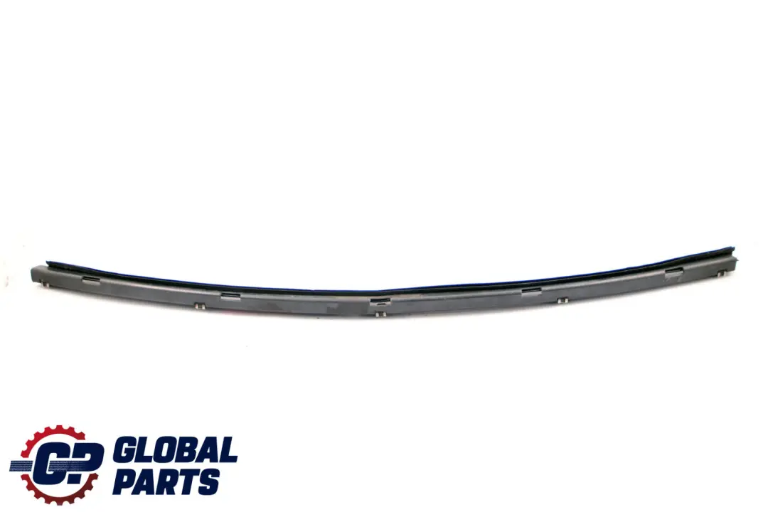 Adattatore Striscia Trim Pannello Paraurti Anteriore per BMW E60 E61 M Sport con numero di parte 8032081 BMW E60 E61 M Sport Adattatore Striscia Trim Pannello Paraurti Anteriore - SKU 8032081 - Numero di parte 8032081