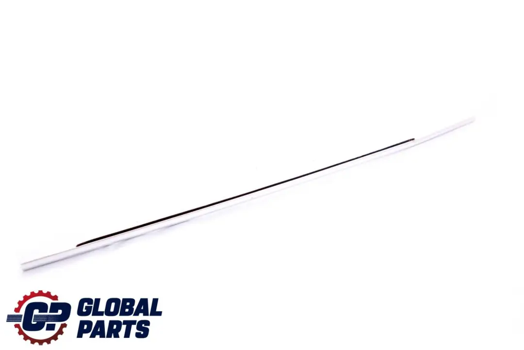 Cubierta Canal Puerta Exterior Delantero Derecho Alu Satinado para BMW E71 X6 con número de pieza 8035550 BMW E71 X6 Cubierta Canal Puerta Exterior Delantero Derecho Alu Satinado - SKU 8035550 - Número de pieza 8035550