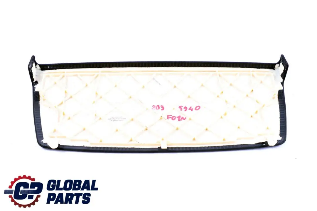 Abdeckung Bremsleuchte Alcantara Anthrazit 9114139 für BMW 7 er F01 F02 LCI mit Teilenummer 8035940 BMW 7 er F01 F02 LCI Abdeckung Bremsleuchte Alcantara Anthrazit 9114139 - SKU 8035940 - Teilenummer 8035940