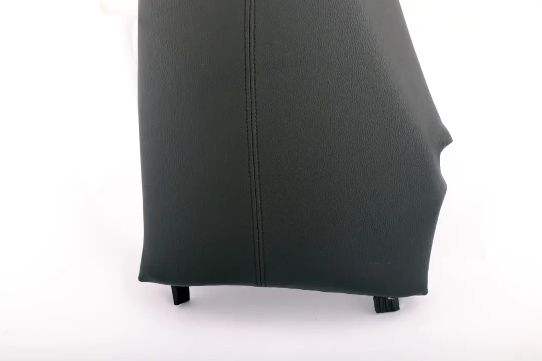 BMW E87 Asiento Trasero Derecho Lateral Panel De Ajuste Negro - SKU 8036232 - Número de pieza 7118682