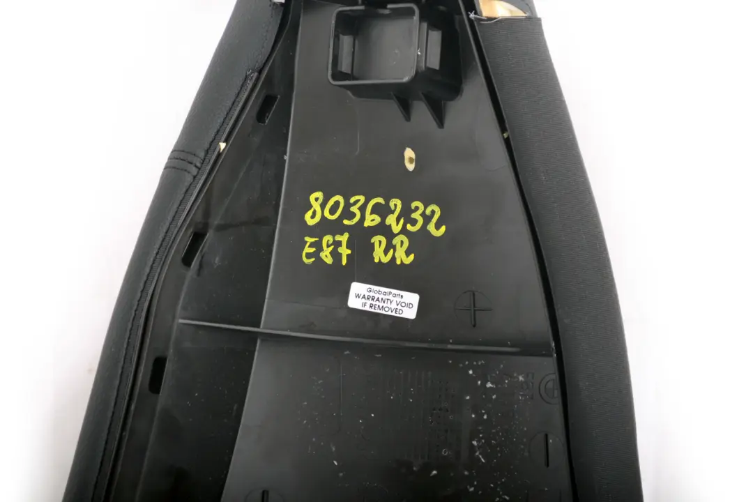 Asiento Trasero Derecho Lateral Panel De Ajuste Negro para BMW E87 con número de pieza 7118682 BMW E87 Asiento Trasero Derecho Lateral Panel De Ajuste Negro - SKU 8036232 - Número de pieza 7118682