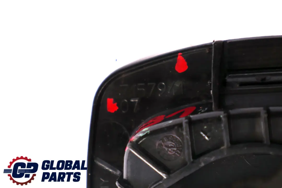 Covering Roller In Trunk Front Left N/S Lid Black to BMW 3 Series E91 E91N LCI with Part number 8036239 BMW 3 Series E91 E91N LCI Covering Roller In Trunk Front Left N/S Lid Black - SKU 8036239 - Part number 8036239