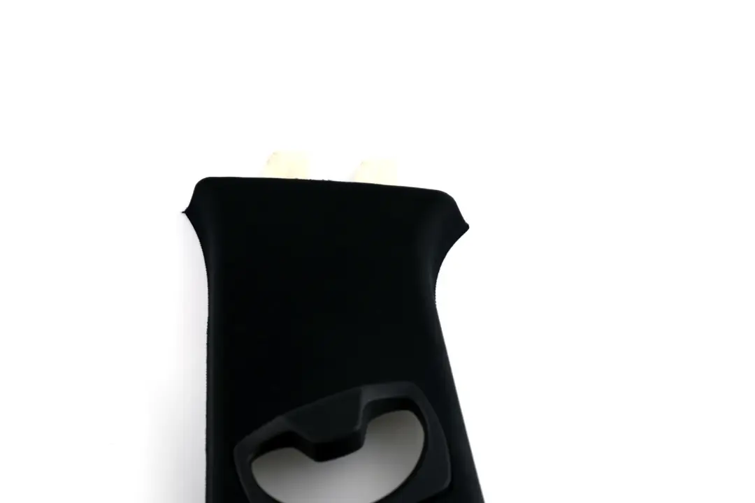 Tapa Columna B Superior Izquierda Negro Antracita para BMW E90 E91 con número de pieza 7058335 BMW E90 E91 Tapa Columna B Superior Izquierda Negro Antracita - SKU 8036259 - Número de pieza 7058335