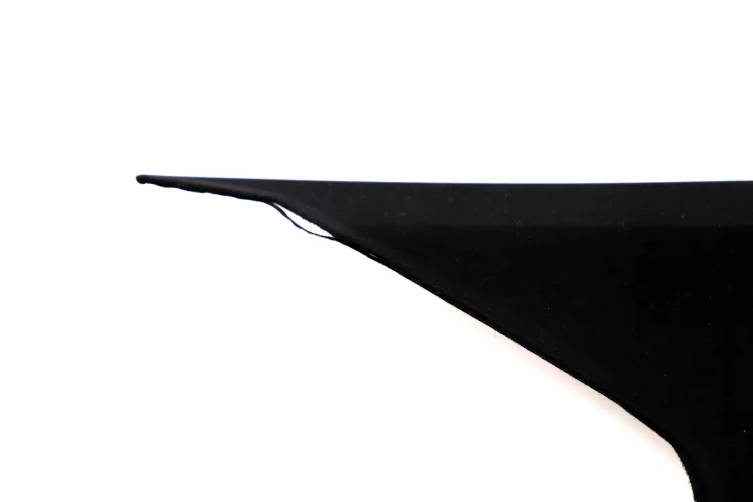 Tapa Columna C Izquierda Negro Antracita 7058341 para BMW E90 con número de pieza 8036261 BMW E90 Tapa Columna C Izquierda Negro Antracita 7058341 - SKU 8036261 - Número de pieza 8036261