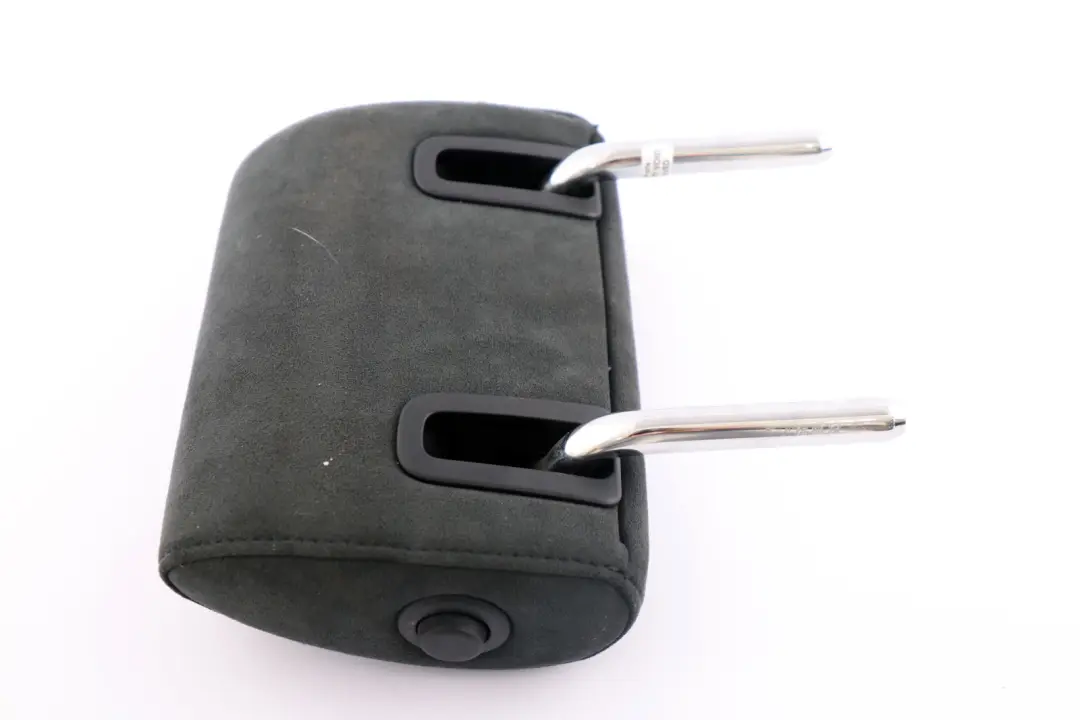 M-Pakiet Zagłówek Tył Alcantara do BMW E90 E91 o numerze 8036420 BMW E90 E91 M-Pakiet Zagłówek Tył Alcantara - SKU 8036420 - Numer Części 8036420