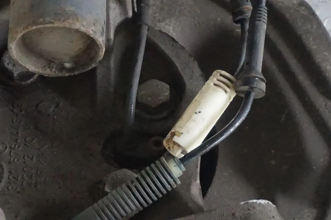 M47N2 M Sport Delantero Izquierdo Muelle Pistón Pinza Freno para BMW E91 Touring 320d con número de pieza 8036553 BMW E91 Touring 320d M47N2 M Sport Delantero Izquierdo Muelle Pistón Pinza Freno - SKU 8036553-5 - Número de pieza 8036553