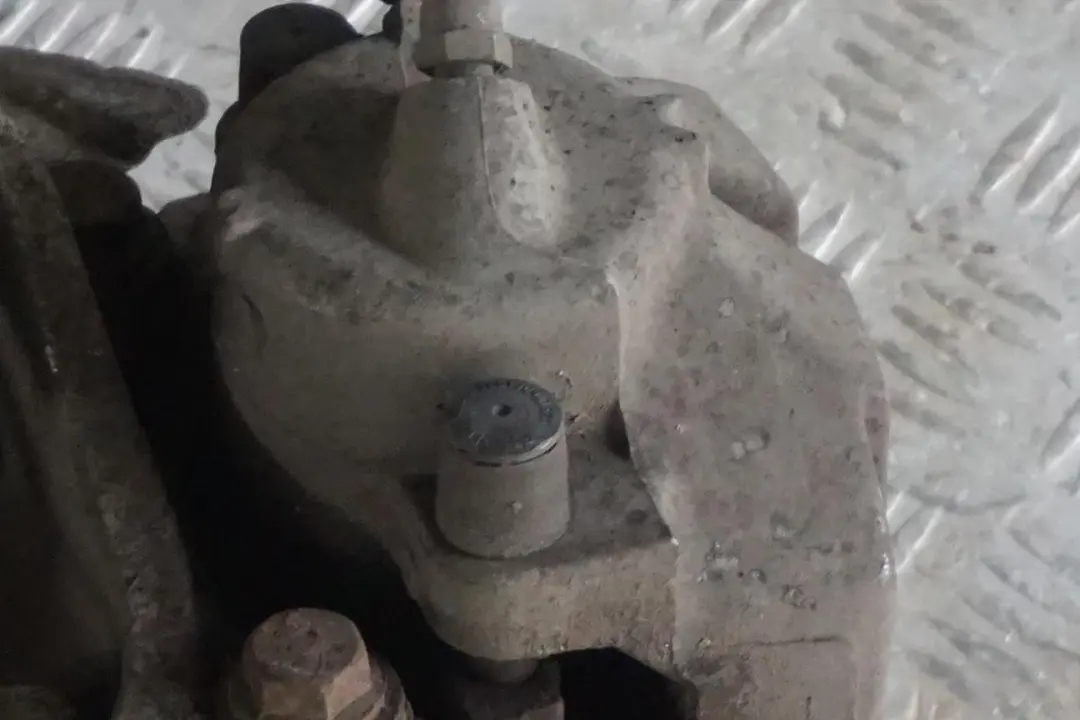 M47N2 M Sport Front Right O/S Spring Strut Leg Suspension to BMW 3 E91 Touring 320d with Part number 8036554 BMW 3 E91 Touring 320d M47N2 M Sport Front Right O/S Spring Strut Leg Suspension - SKU 8036554-4 - Part number 8036554