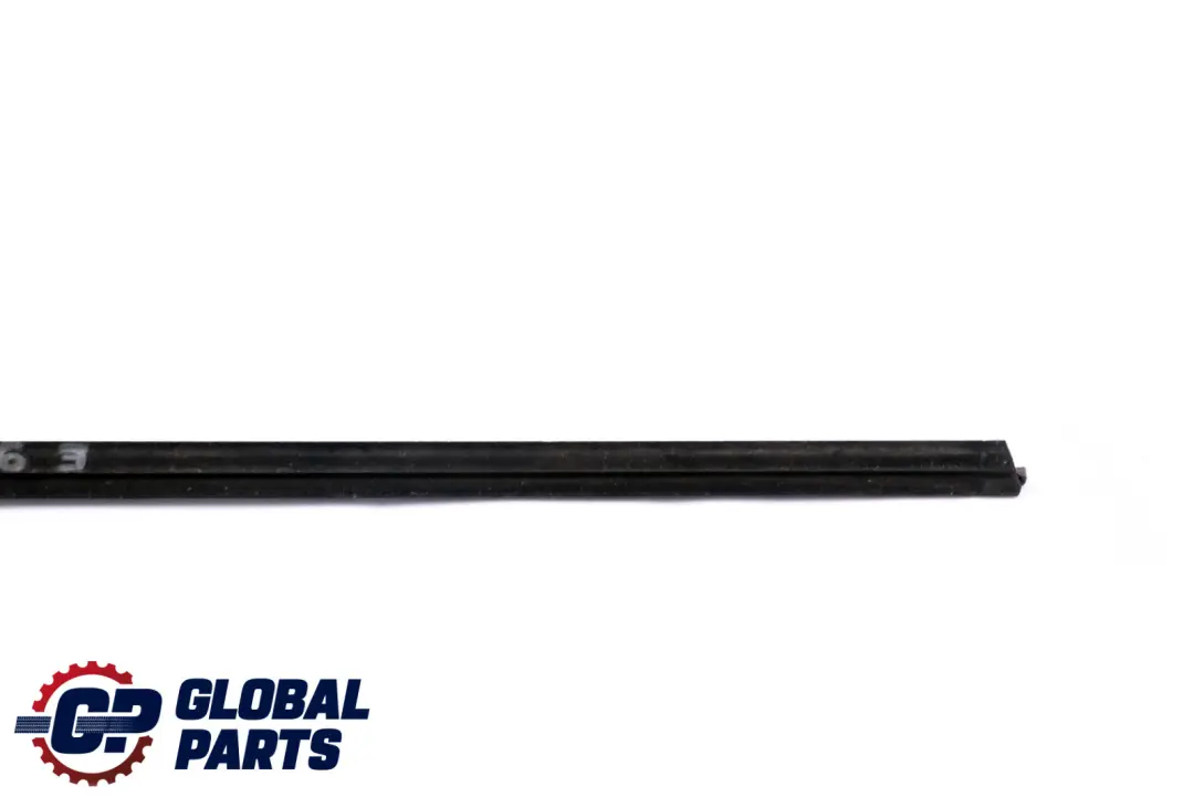 BMW 3 Reihe E92 E93 Schachtabdeckung aussen Tür vorn links Glanzschwarz - SKU 8036657 - Teilenummer 8036657