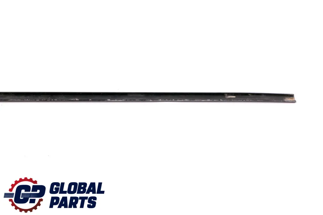 Leiste Seitenscheibe Hinten Rechts Glanzschwarz für BMW 3 er E92 E92N mit Teilenummer 8036660 BMW 3 er E92 E92N Leiste Seitenscheibe Hinten Rechts Glanzschwarz - SKU 8036660 - Teilenummer 8036660