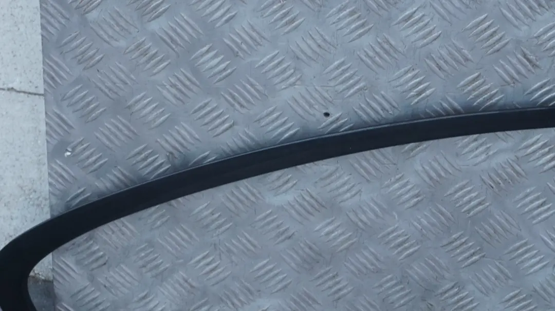BMW 3 Series E92 Coupe Right Roof Frame Strip O/S High Gloss Black Glanzschwarz - SKU 8036662 - Part number 8036662