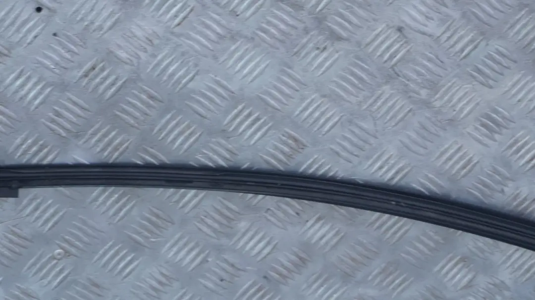 BMW 3 Series E92 Coupe Right Roof Frame Strip O/S High Gloss Black Glanzschwarz - SKU 8036662 - Part number 8036662