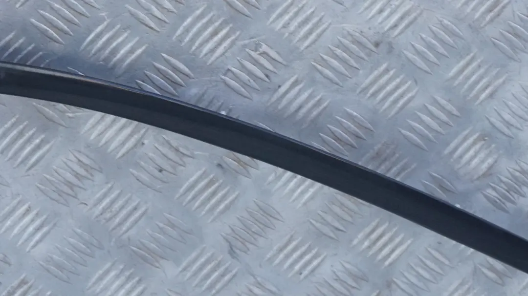 BMW 3 Series E92 Coupe Right Roof Frame Strip O/S High Gloss Black Glanzschwarz - SKU 8036662 - Part number 8036662
