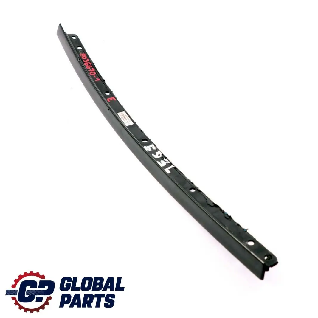 Listello Centro Capote Rigida Nero Lucido per BMW E93 con numero di parte 8036670 BMW E93 Listello Centro Capote Rigida Nero Lucido - SKU 8036670-1 - Numero di parte 8036670