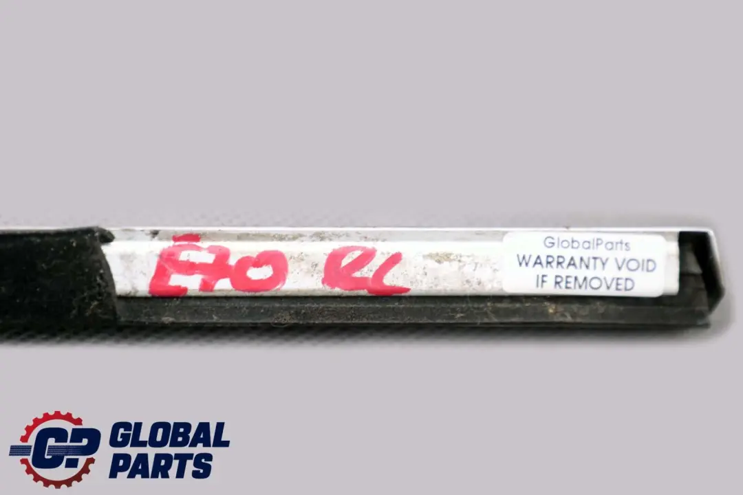 Schachtabdeckung Aussen Tür Hinten Links Alu Satiniert für BMW X5 E70 mit Teilenummer 8036783 BMW X5 E70 Schachtabdeckung Aussen Tür Hinten Links Alu Satiniert - SKU 8036783 - Teilenummer 8036783