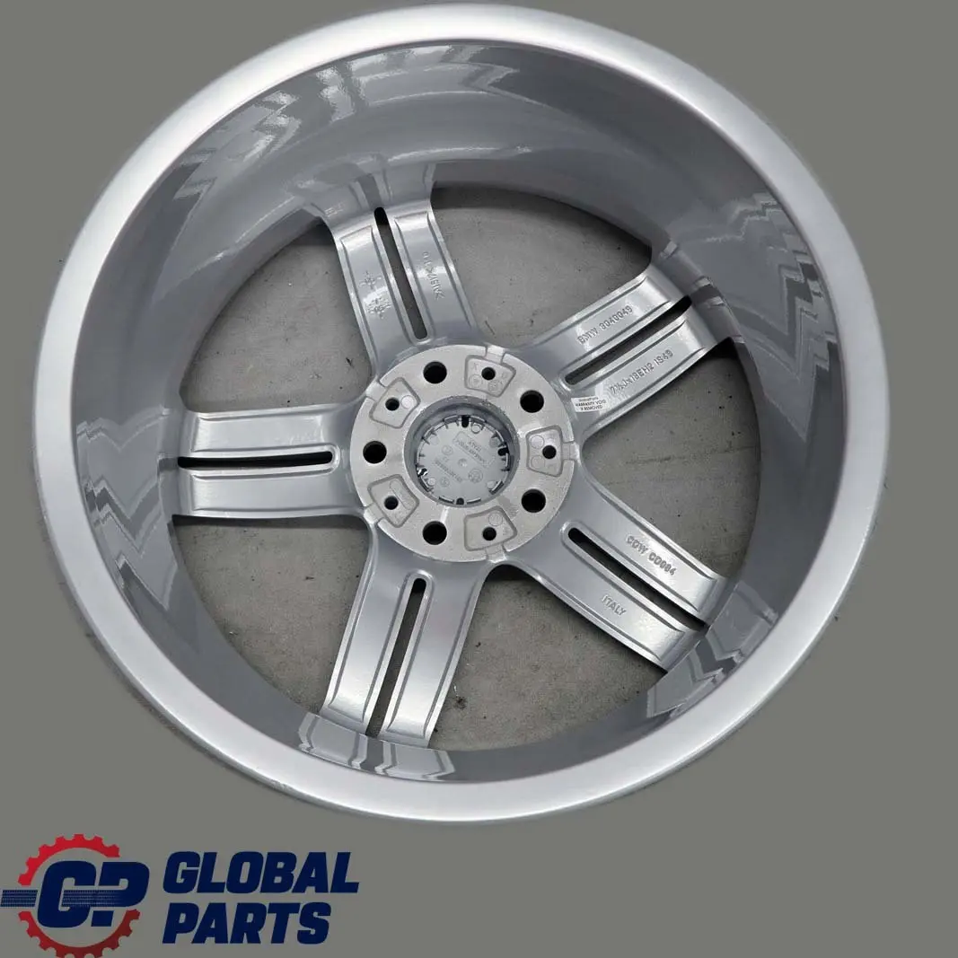 Silber Vorne Alufelge Felge 18" 7,5J M Doppelspeiche 208 für BMW E81 E87 mit Teilenummer 8036939 BMW E81 E87 Silber Vorne Alufelge Felge 18" 7,5J M Doppelspeiche 208 - SKU 8036939 - Teilenummer 8036939