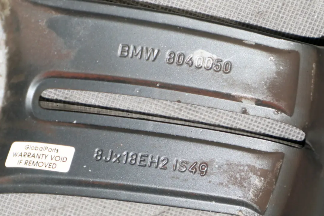 Grau Hinten Alufelge Rad Felge 18" M Doppelspeichen 208 8J für BMW 1 S E81 E87 mit Teilenummer 8036940 BMW 1 S E81 E87 Grau Hinten Alufelge Rad Felge 18" M Doppelspeichen 208 8J - SKU 8036940-5 - Teilenummer 8036940