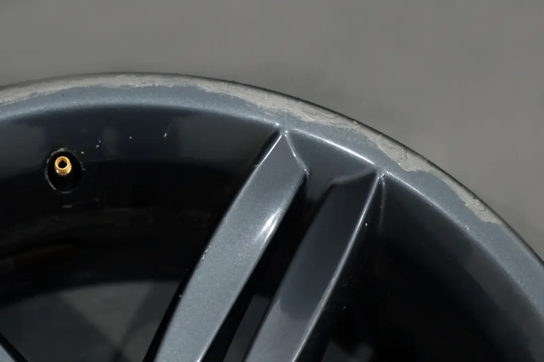 Grau Hinten Alufelge Rad Felge 18" M Doppelspeichen 208 8J für BMW 1 S E81 E87 mit Teilenummer 8036940 BMW 1 S E81 E87 Grau Hinten Alufelge Rad Felge 18" M Doppelspeichen 208 8J - SKU 8036940-5 - Teilenummer 8036940