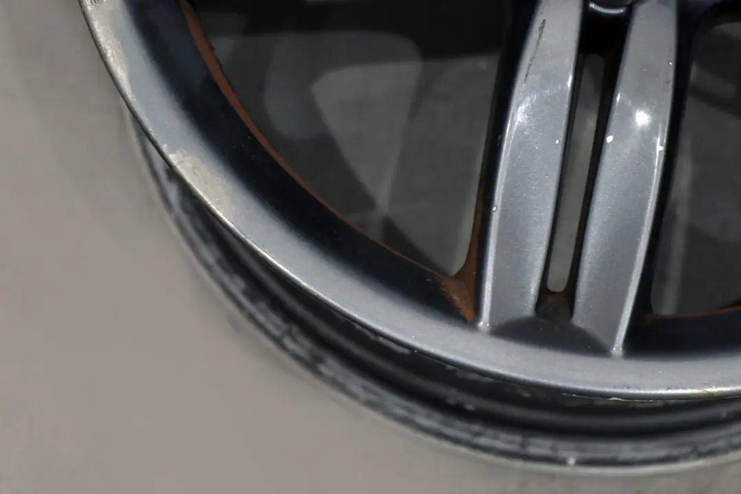 BMW 1 er E81 E87 Grau Hinten Alufelge Rad Felge 18" M Doppelspeichen 208 8J - SKU 8036940-6 - Teilenummer 8036940