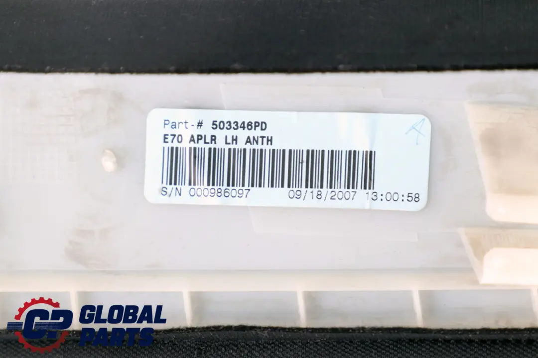 Tapa Columna A Izquierda Negro 7129749 para BMW E70 con número de pieza 8037357 BMW E70 Tapa Columna A Izquierda Negro 7129749 - SKU 8037355 - Número de pieza 8037357
