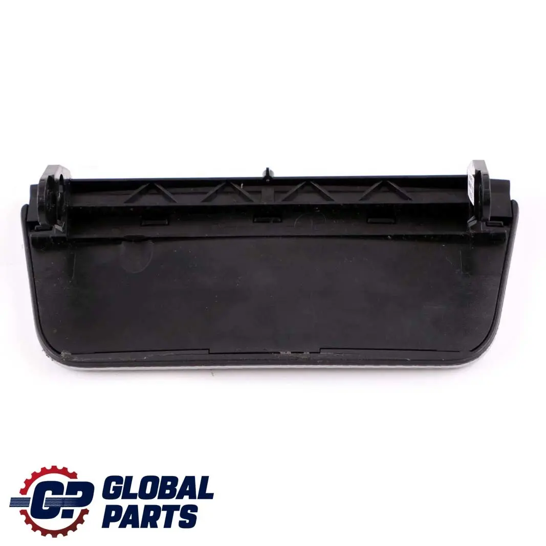 Aluminium Ashtray Trim Cover Front Glacier Silber para BMW E81 E87 LCI 3 con número de pieza 8037469 BMW E81 E87 LCI 3 Aluminium Ashtray Trim Cover Front Glacier Silber - SKU 8037469-3 - Número de pieza 8037469