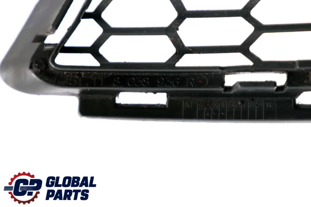 BMW 3 er E92 LCI M Gitter Blende Lufteinlass Stoßstange Vorne Rechts - SKU 8038936 - Teilenummer 8038936