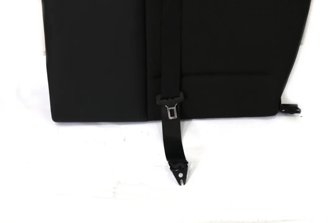 BMW E81 E87 LCI Respaldo Asiento Trasero Izquierdo Flashpoint Negro - SKU 8039560 - Número de pieza 8039560