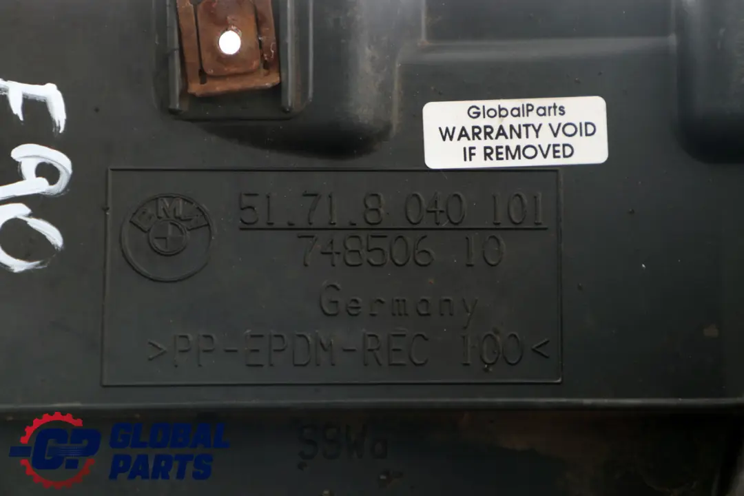 Nadkole Lewe Lewy Przód M-Pakiet do BMW E90 E91 o numerze 8040101 BMW E90 E91 Nadkole Lewe Lewy Przód M-Pakiet - SKU 8040101-1 - Numer Części 8040101