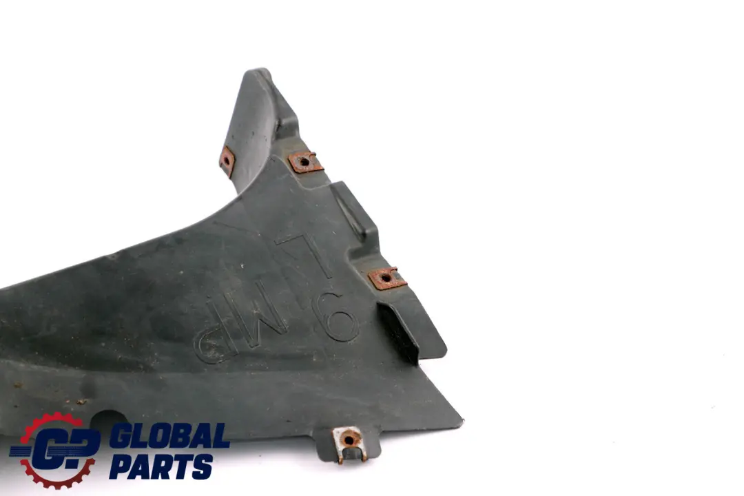 Tapa Paso De Rueda Inferior Izquierda para BMW E90 E91 M Sport con número de pieza 8040101 BMW E90 E91 M Sport Tapa Paso De Rueda Inferior Izquierda - SKU 8040101-1 - Número de pieza 8040101