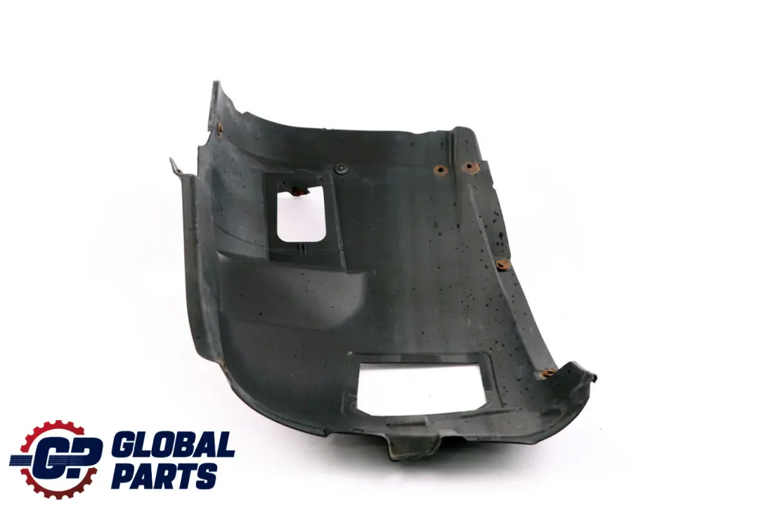 Copertura passaruota inferiore anteriore sinistra N/S per BMW E90 E91 M Sport con numero di parte 8040101 BMW E90 E91 M Sport Copertura passaruota inferiore anteriore sinistra N/S - SKU 8040101 - Numero di parte 8040101