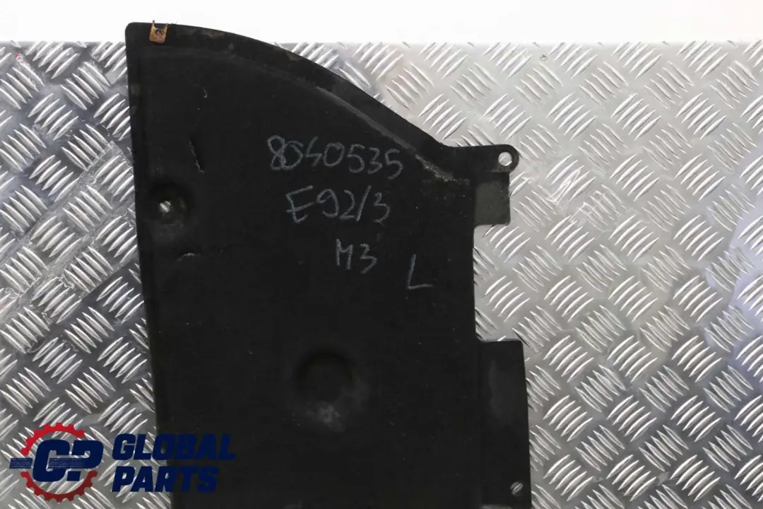 Izquierda Lateral Debajo De La Carroceria Escudo Cubierta para BMW E92 E93 M3 con número de pieza 8040535 BMW E92 E93 M3 Izquierda Lateral Debajo De La Carroceria Escudo Cubierta - SKU 8040535 - Número de pieza 8040535