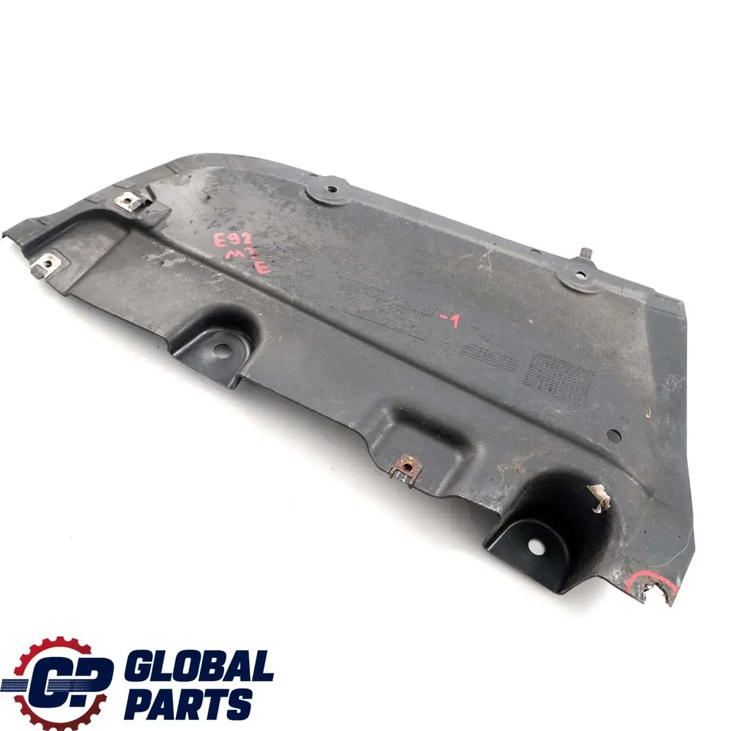 Unterbodenverkleidung Hinten Rechts für BMW 3 er E92 E93 M3 Coupe Cabrio mit Teilenummer 8040538 BMW 3 er E92 E93 M3 Coupe Cabrio Unterbodenverkleidung Hinten Rechts - SKU 8040538-1 - Teilenummer 8040538