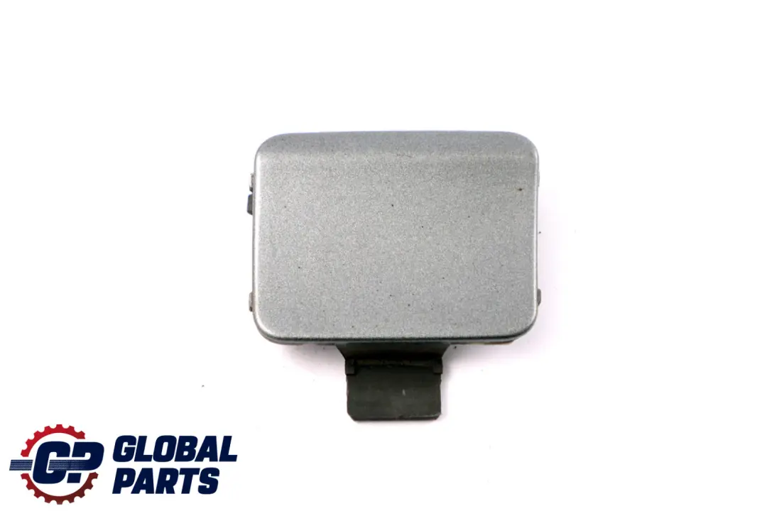 Klapka Zaślepka Zderzaka Tył Tylnego Spacegrau Grey do BMW E90 E91 M Sport o numerze 8041135 BMW E90 E91 M Sport Klapka Zaślepka Zderzaka Tył Tylnego Spacegrau Grey - SKU 8041135-SCG - Numer Części 8041135