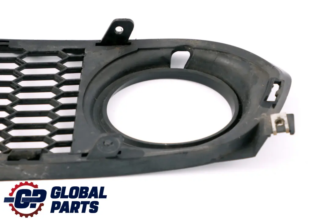 Parachoques Delantero Parrilla Antiniebla Izquierda para BMW E92 E93 M Sport con número de pieza 8041181 BMW E92 E93 M Sport Parachoques Delantero Parrilla Antiniebla Izquierda - SKU 8041181 - Número de pieza 8041181