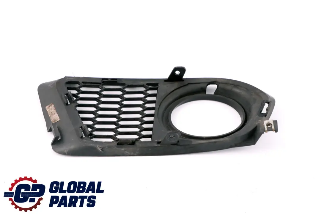 Paraurti Anteriore Griglia Nebbia Laterale Sinistra per BMW E92 E93 M Sport con numero di parte 8041181 BMW E92 E93 M Sport Paraurti Anteriore Griglia Nebbia Laterale Sinistra - SKU 8041181 - Numero di parte 8041181