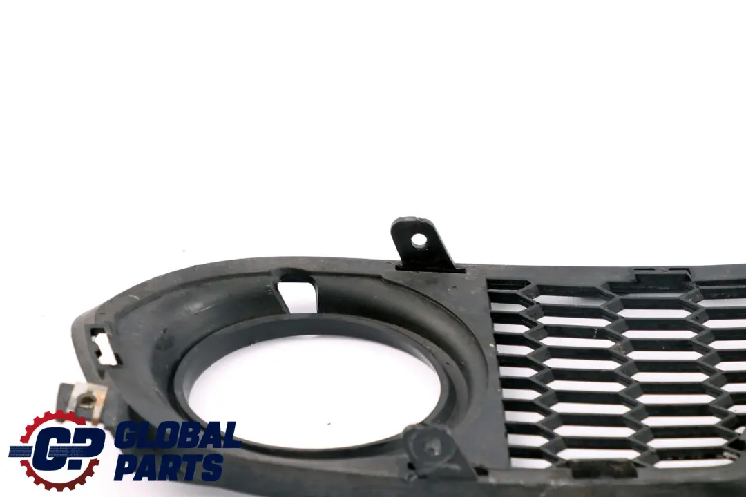 BMW E92 E93 Kratka Ramka Zderzaka Prawy Przód Prawa M-Pakiet - SKU 8041182 - Numer Części 8041182