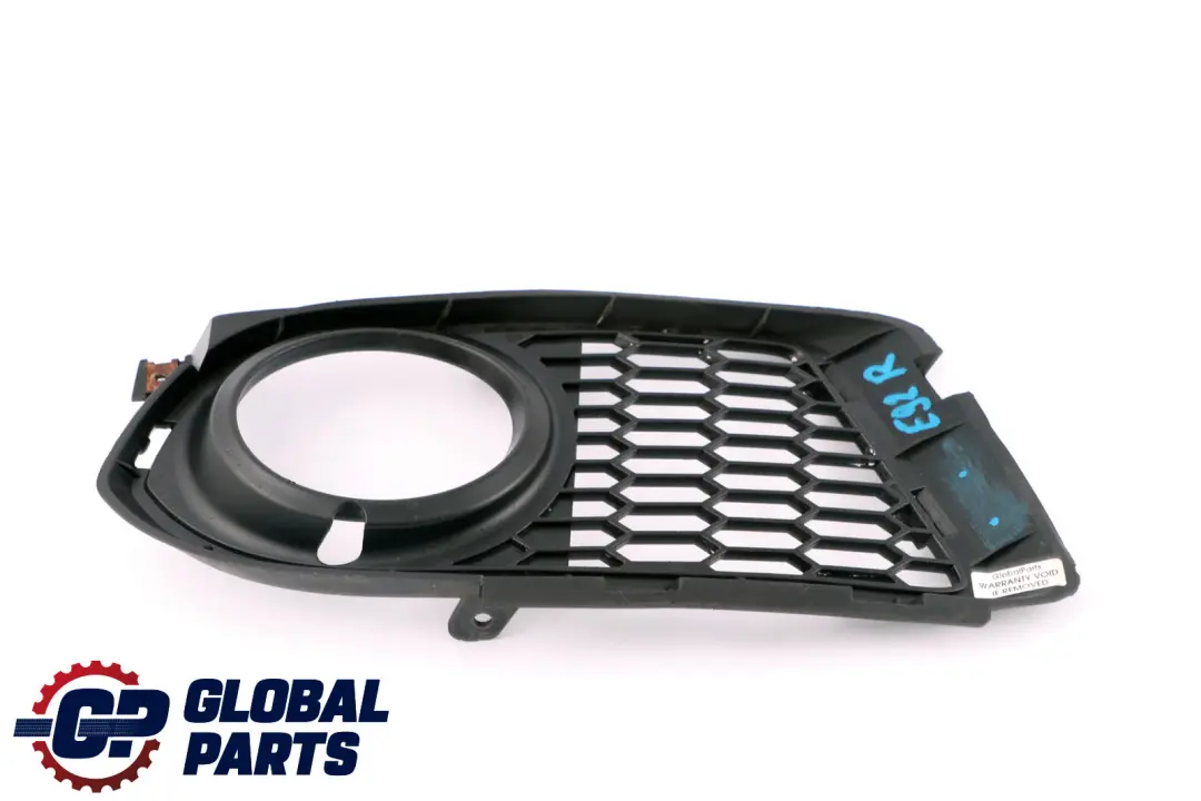 Front Bumper Fog Grille BMW E92 E93 M-Sport Grid Lateral Right O/S to with Part number 8041182 Front Bumper Fog Grille BMW E92 E93 M-Sport Grid Lateral Right O/S - SKU 8041182 - Part number 8041182