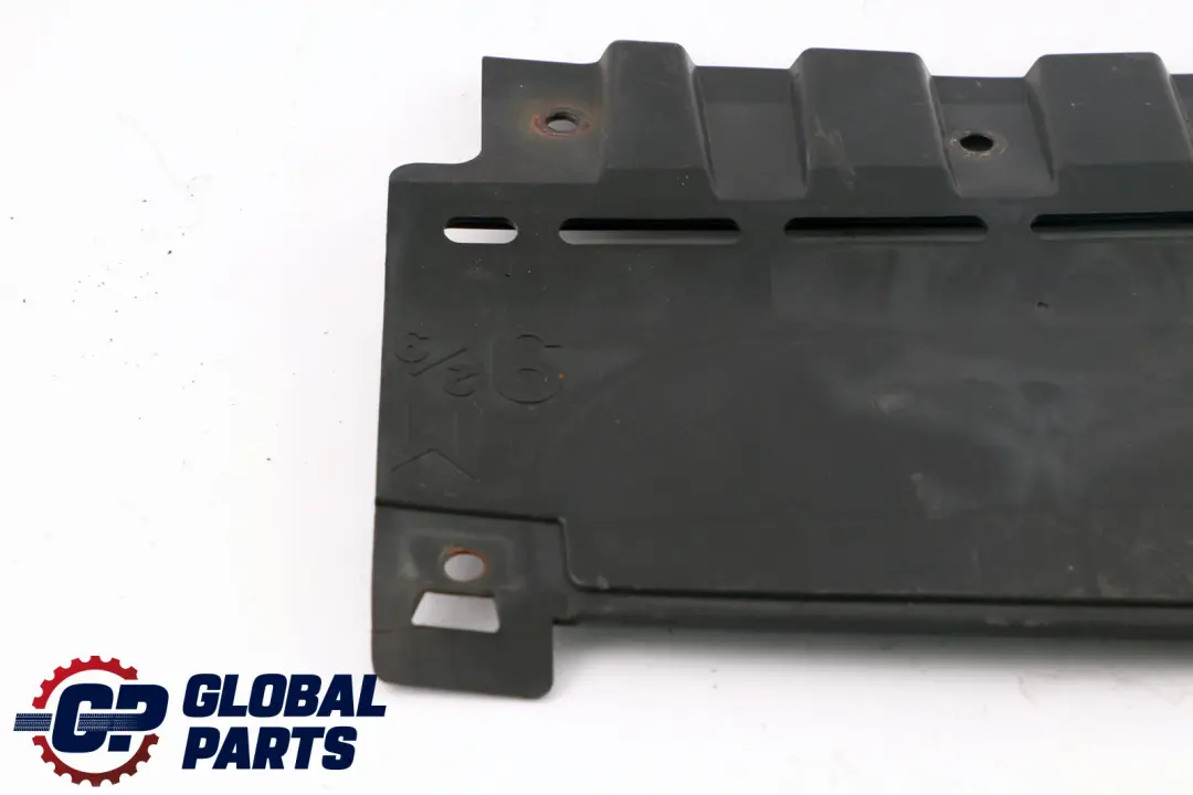 M-SPORT Guida Paraurti Posteriore Inferiore Centro per BMW E92 E93 LCI con numero di parte 51128044375 BMW E92 E93 LCI M-SPORT Guida Paraurti Posteriore Inferiore Centro - SKU 8044375 - Numero di parte 51128044375