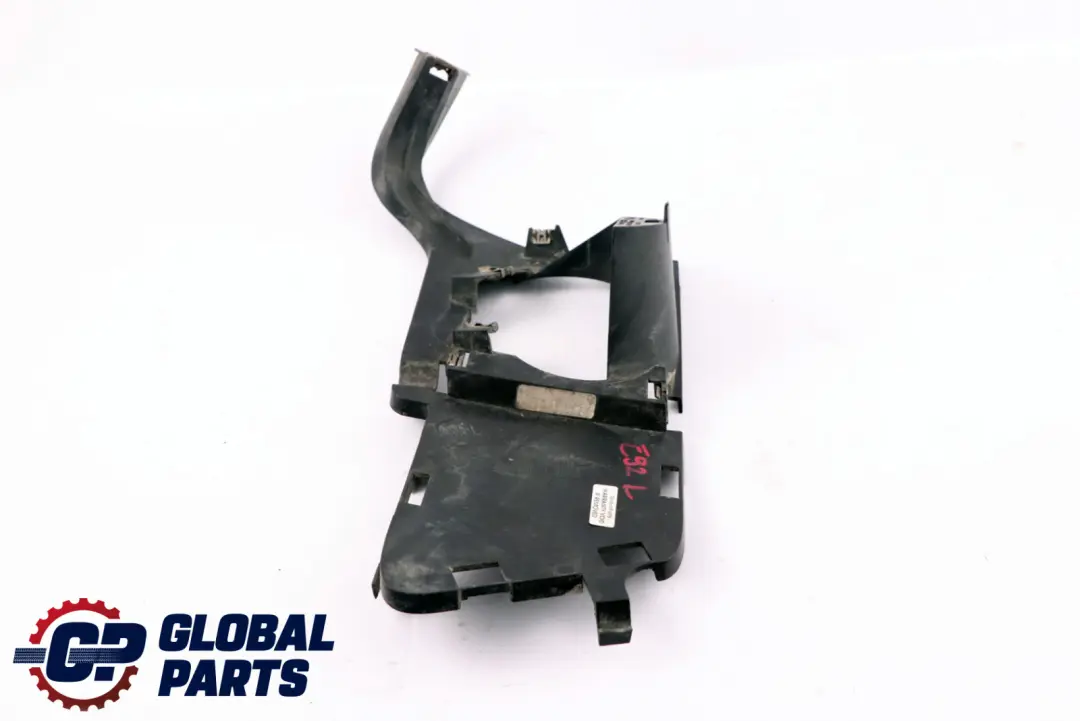 Aufnahme Nebelscheinwerfer Links für BMW 3 er E92 E93 M Sport mit Teilenummer 8044377 BMW 3 er E92 E93 M Sport Aufnahme Nebelscheinwerfer Links - SKU 8044377 - Teilenummer 8044377