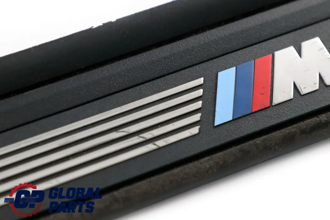 Osłona listwa progu lewa M-PAKIET do BMW E81 E82 o numerze 8045291 BMW E81 E82 Osłona listwa progu lewa M-PAKIET - SKU 8045291 - Numer Części 8045291