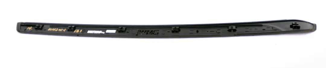 Couverture Entree Porte avant Droite pour BMW E81 E82 M à propos du numéro de pièce 8045292 BMW E81 E82 M Couverture Entree Porte avant Droite - SKU 8045292-1 - Numéro de pièce 8045292