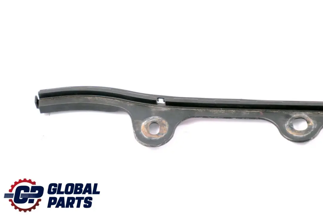 Sello del reborde De soporte del capo derecho para BMW E81 E82 E87 LCI E88 con número de pieza 8045444 BMW E81 E82 E87 LCI E88 Sello del reborde De soporte del capo derecho - SKU 8045444-1 - Número de pieza 8045444