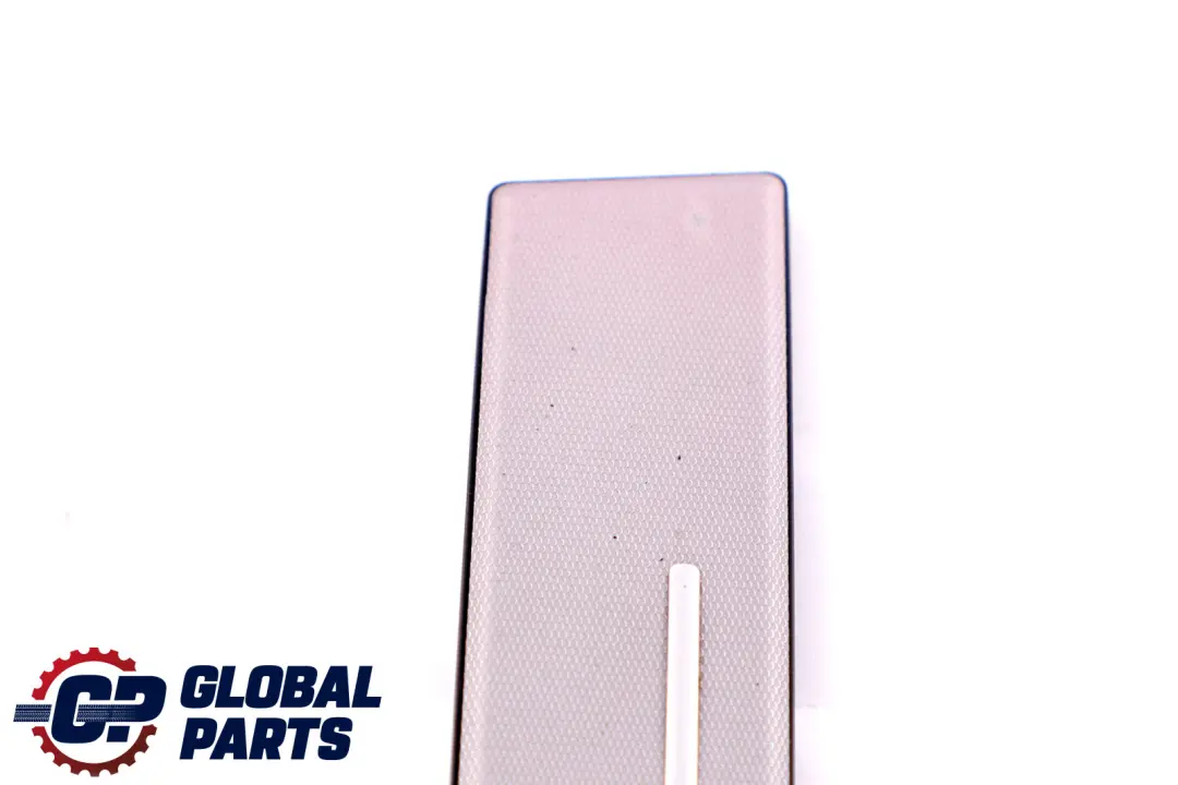 Blende Ascher Aluminium Pentan 7892883 für BMW 5 er E60 E61 LCI mit Teilenummer 8045817 BMW 5 er E60 E61 LCI Blende Ascher Aluminium Pentan 7892883 - SKU 8045817 - Teilenummer 8045817